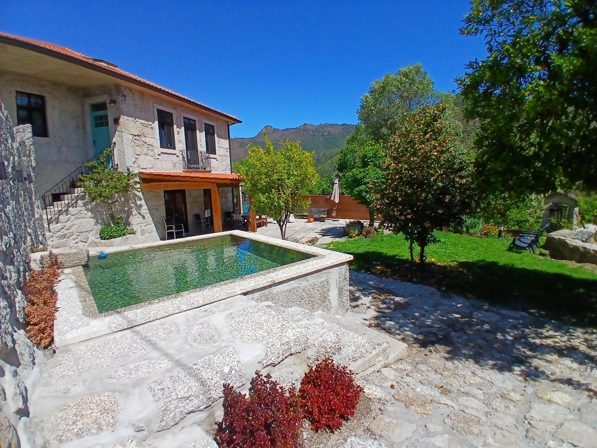 Villa Dos Santos - Gerês Country House Exterior foto